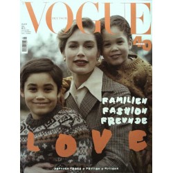 Vogue 5/Mai 2019 - Julia Stegner